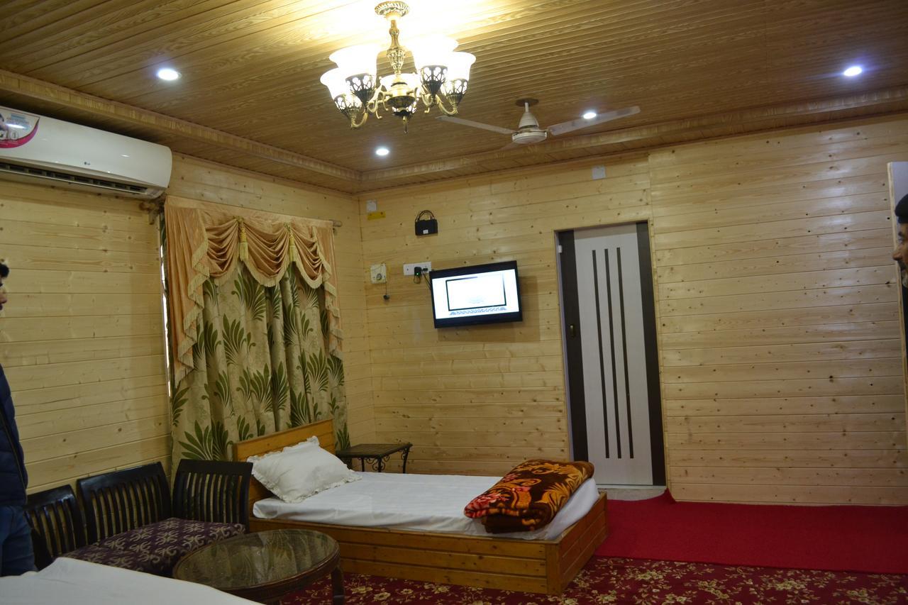 Hotel Grg Residency Srīnagar Dış mekan fotoğraf