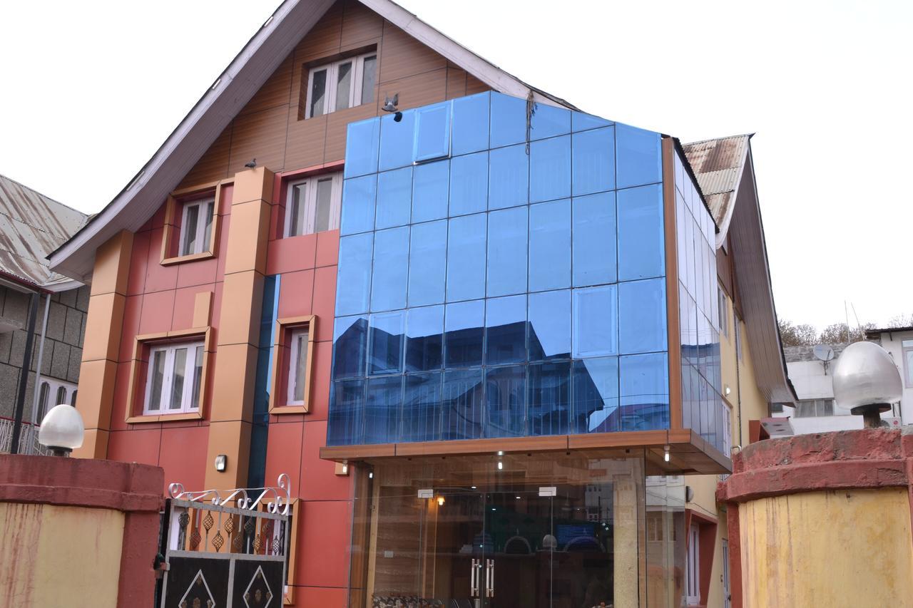 Hotel Grg Residency Srīnagar Dış mekan fotoğraf